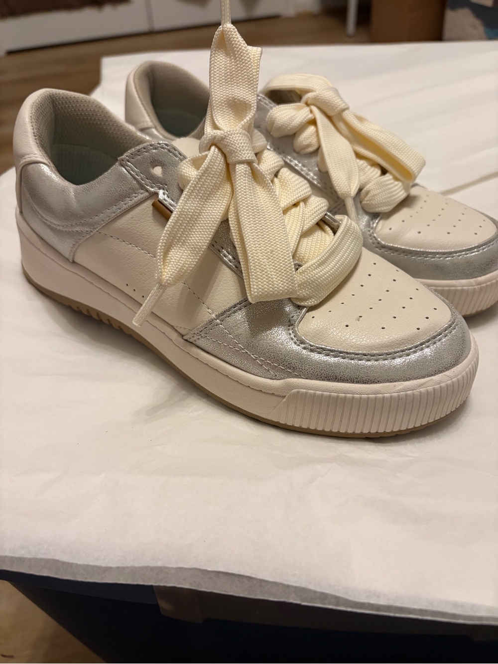 Nollie Cream and Silver Low-Profile Women's Sneakers